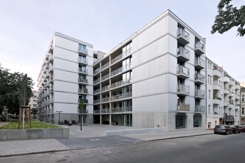 01_EM2N_New_Housing_on_Briesestrasse_©Andrew_Alberts_3000px_web